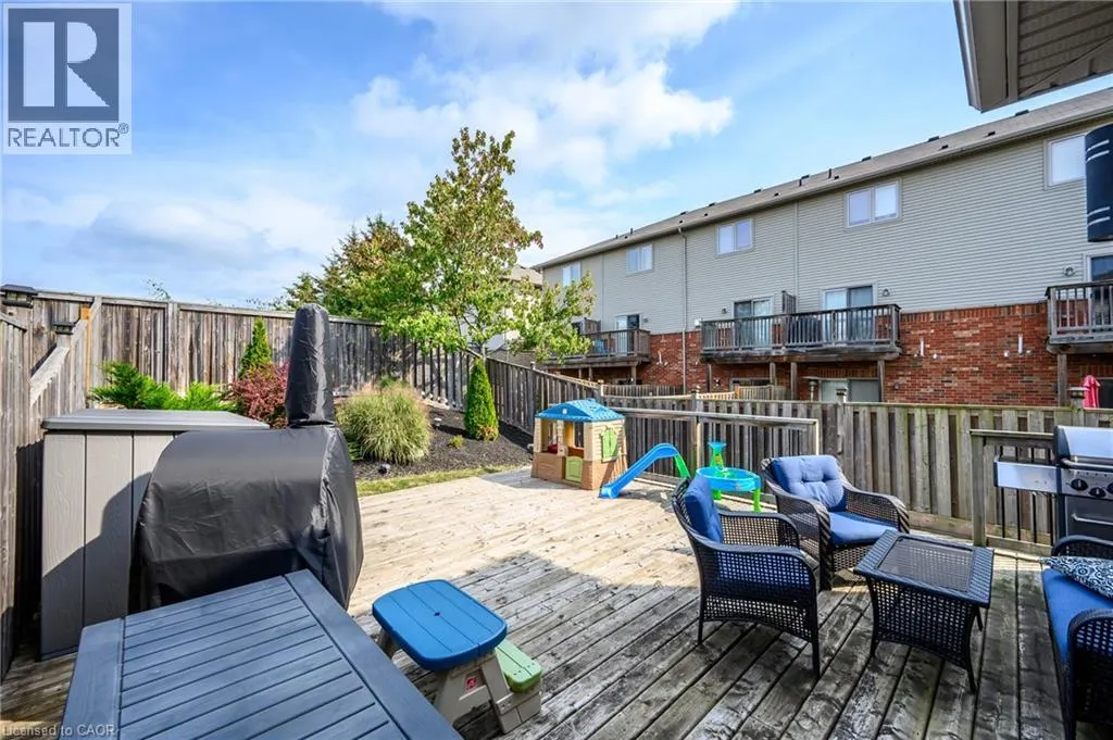 69 ESCARPMENT Drive