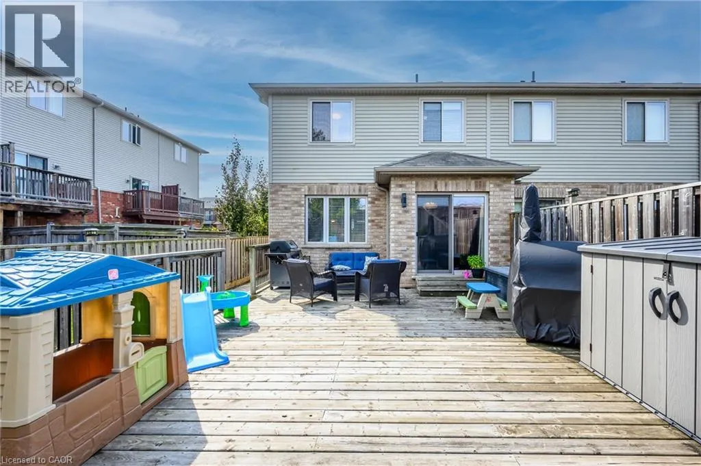 69 ESCARPMENT Drive