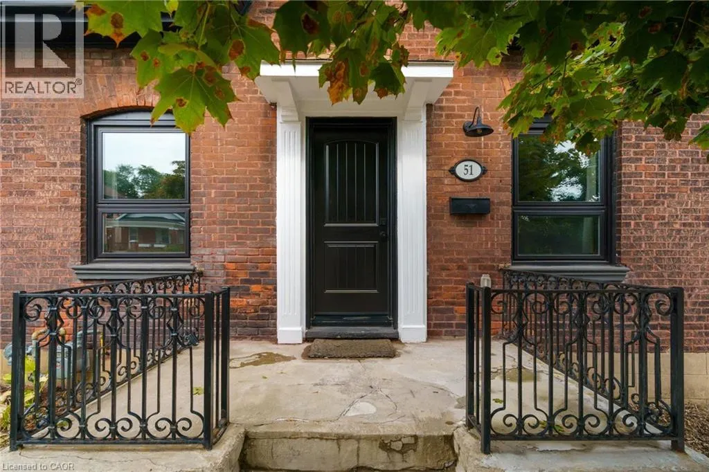 51 TERRACE HILL Street