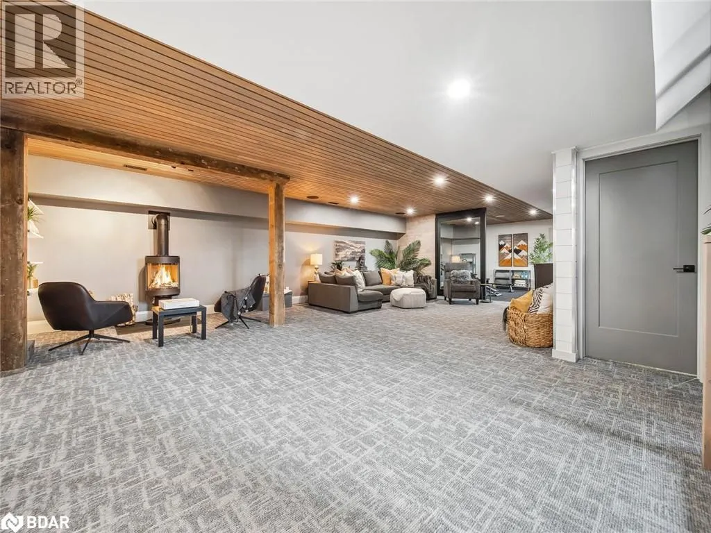 7 MEADOWLARK Way