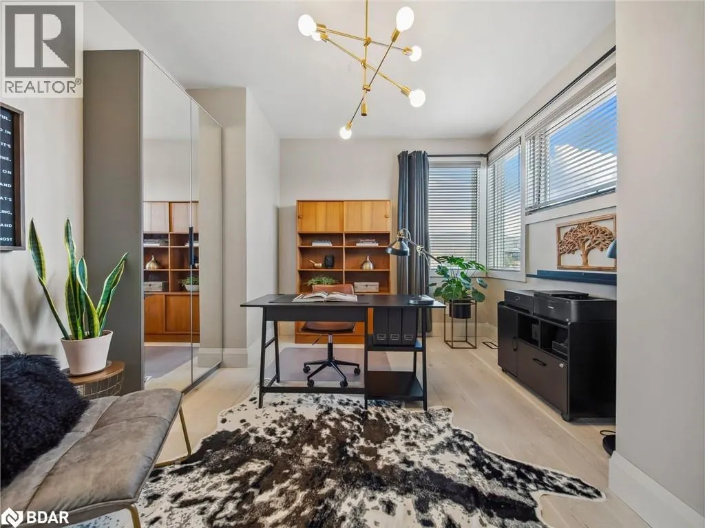 7 MEADOWLARK Way