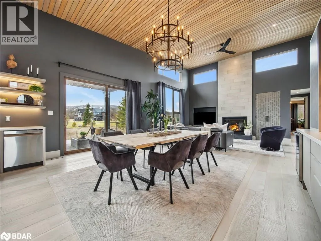 7 MEADOWLARK Way