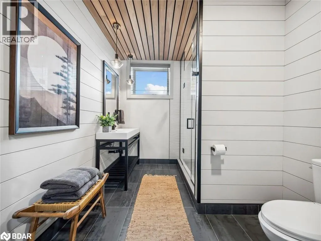 7 MEADOWLARK Way