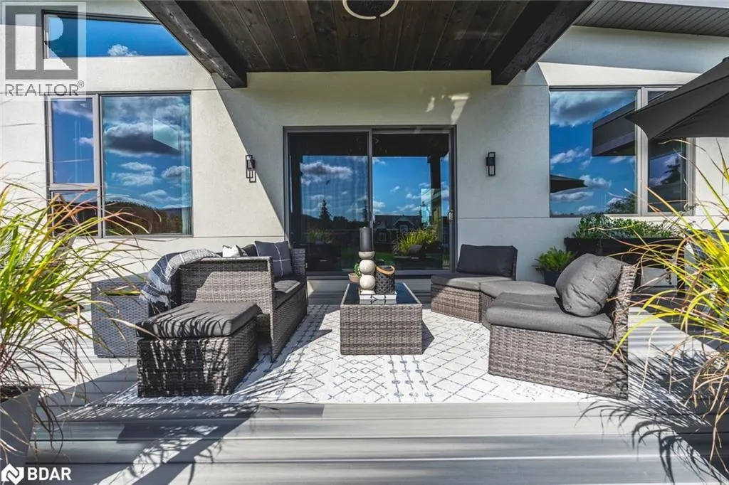 7 MEADOWLARK Way