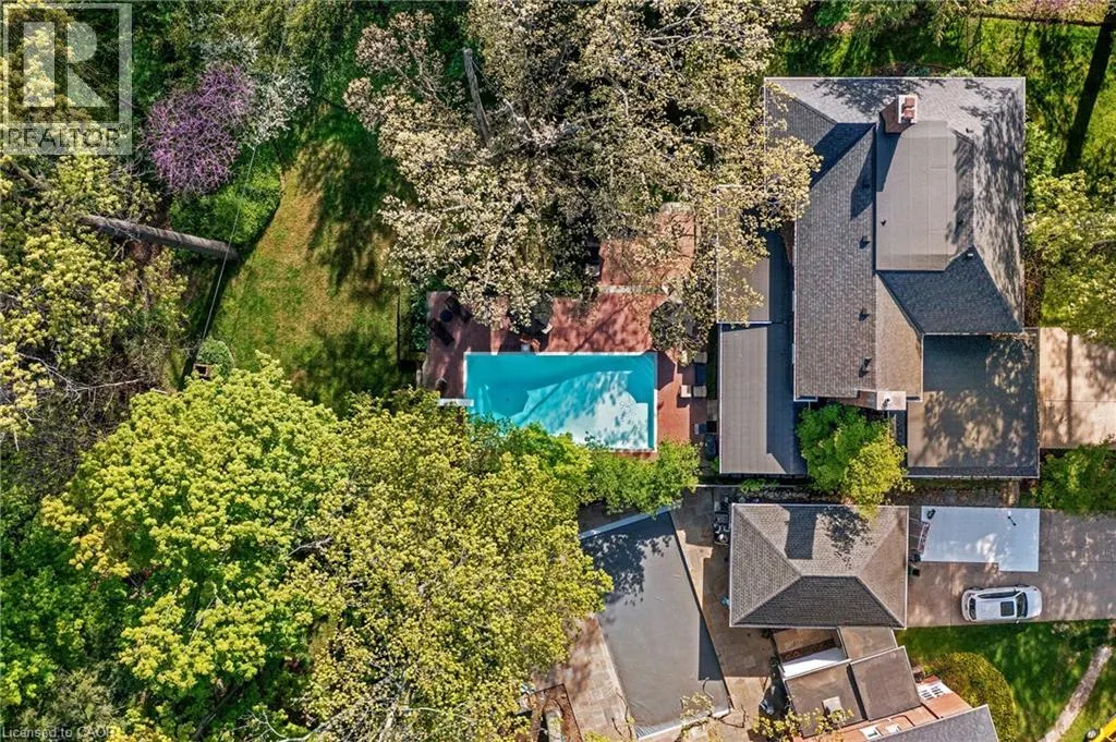 5 MAYFAIR Place