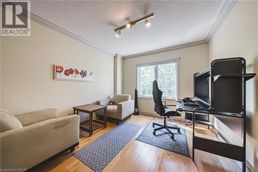 85 EDGEWATER Drive Unit# 6, #6