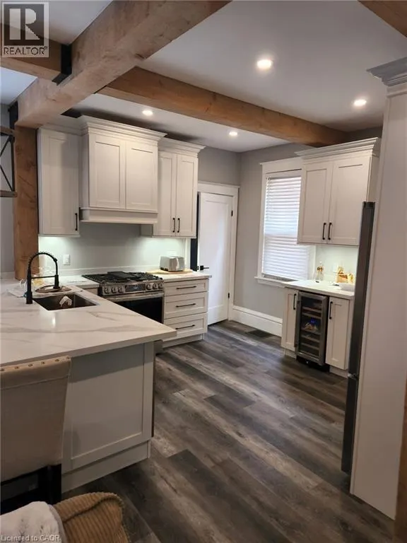 16 CEDAR Avenue Unit# 1, #1