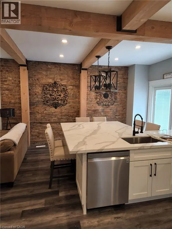 16 CEDAR Avenue Unit# 1, #1