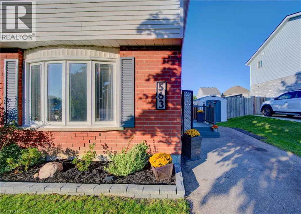 563 MORTIMER Drive