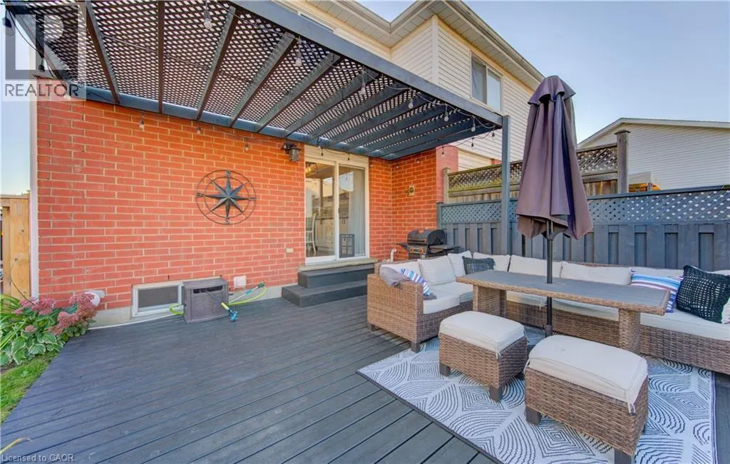 563 MORTIMER Drive
