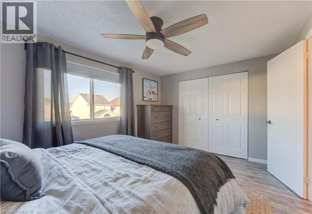 563 MORTIMER Drive