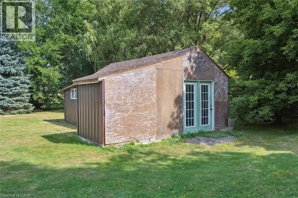 5044 WHITELAW Road