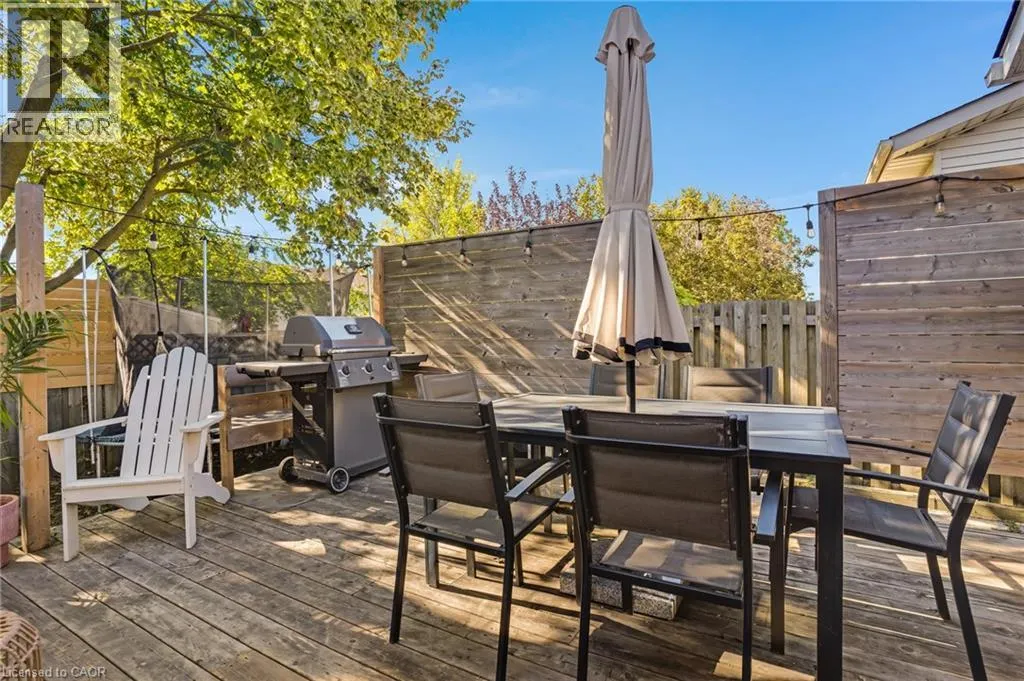 276 CAMILLE Crescent