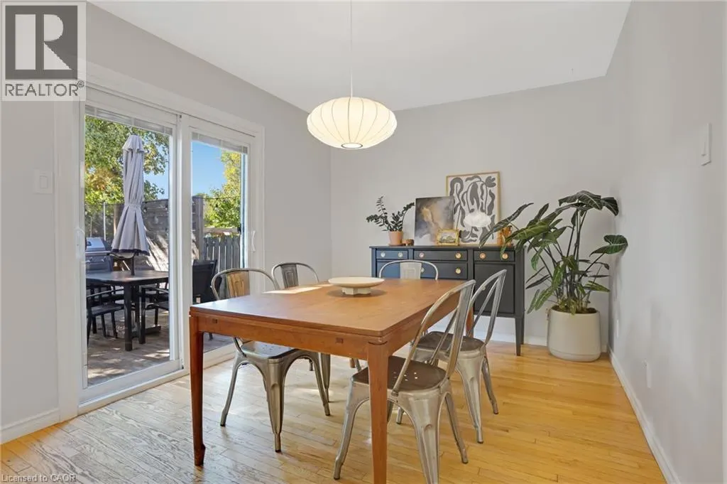 276 CAMILLE Crescent