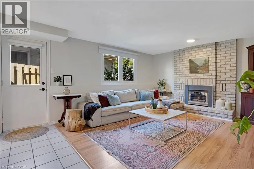 276 CAMILLE Crescent