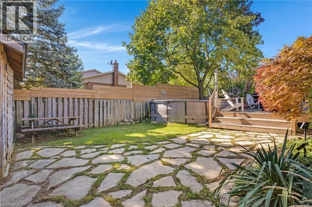 276 CAMILLE Crescent