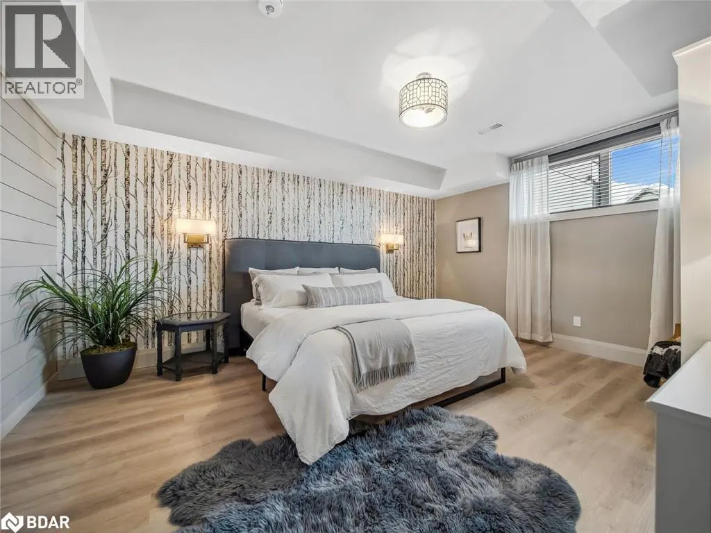 7 MEADOWLARK Way