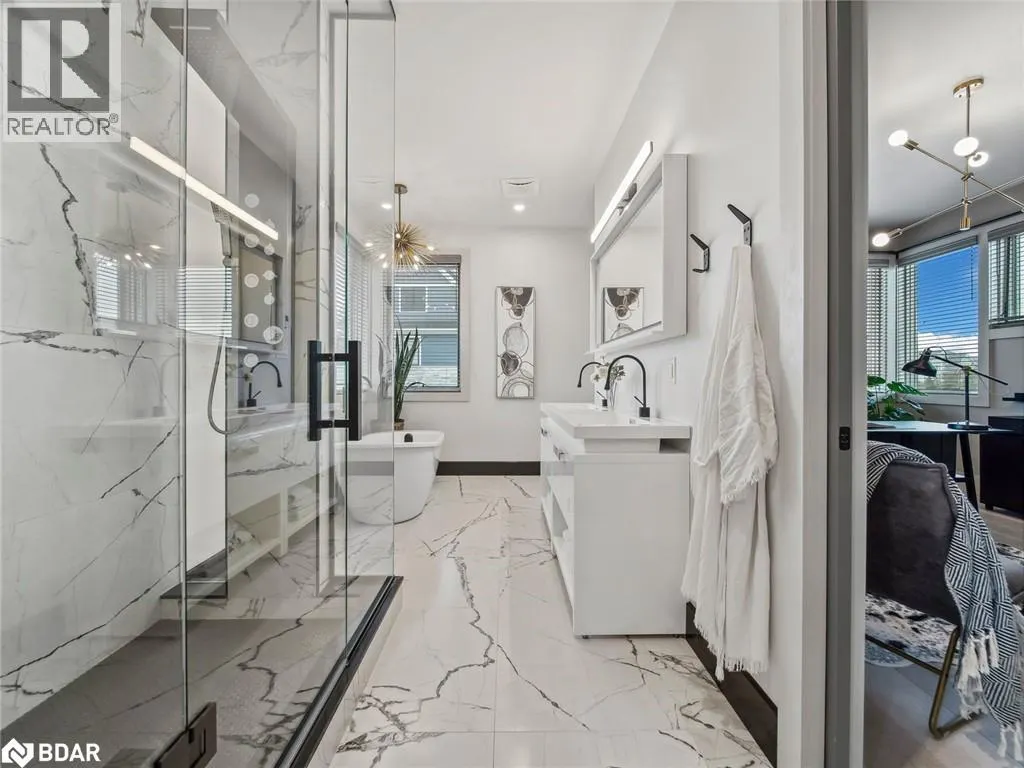 7 MEADOWLARK Way