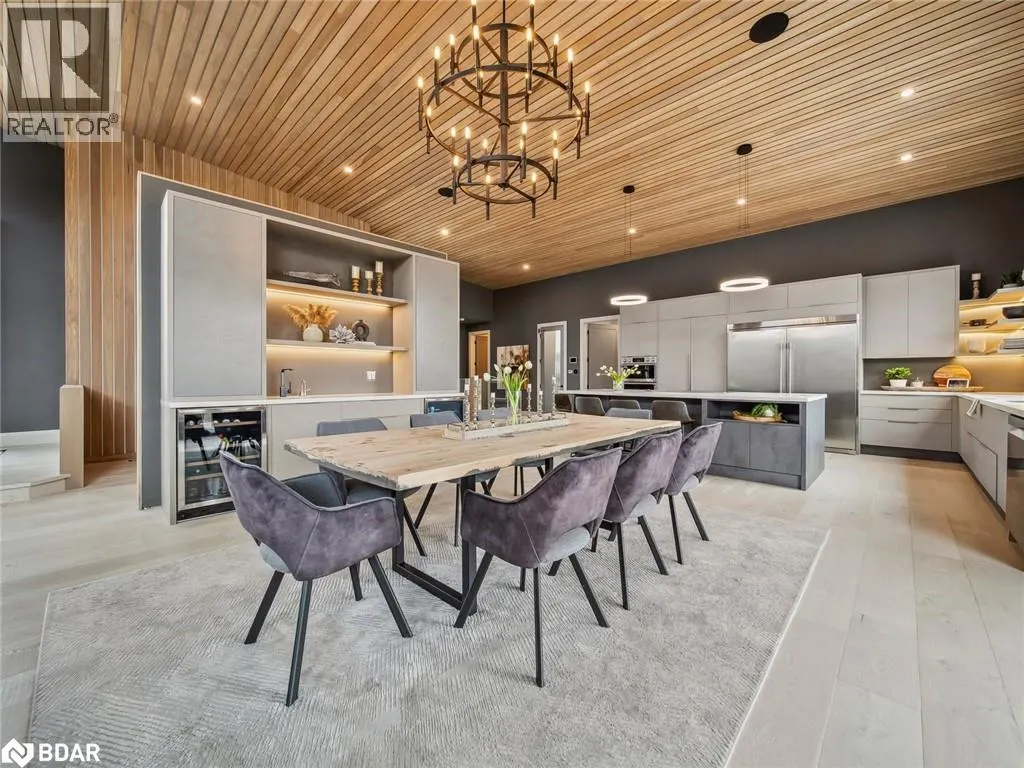 7 MEADOWLARK Way