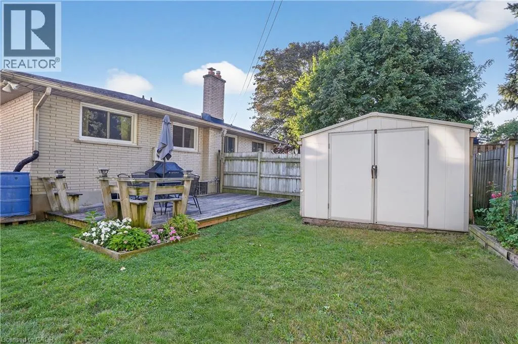14 CARNABY Crescent