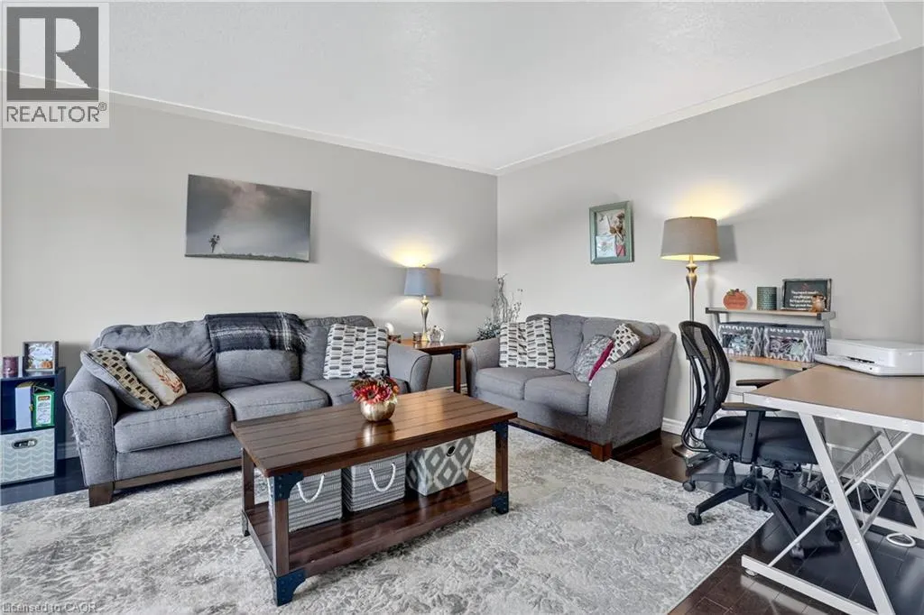 14 CARNABY Crescent
