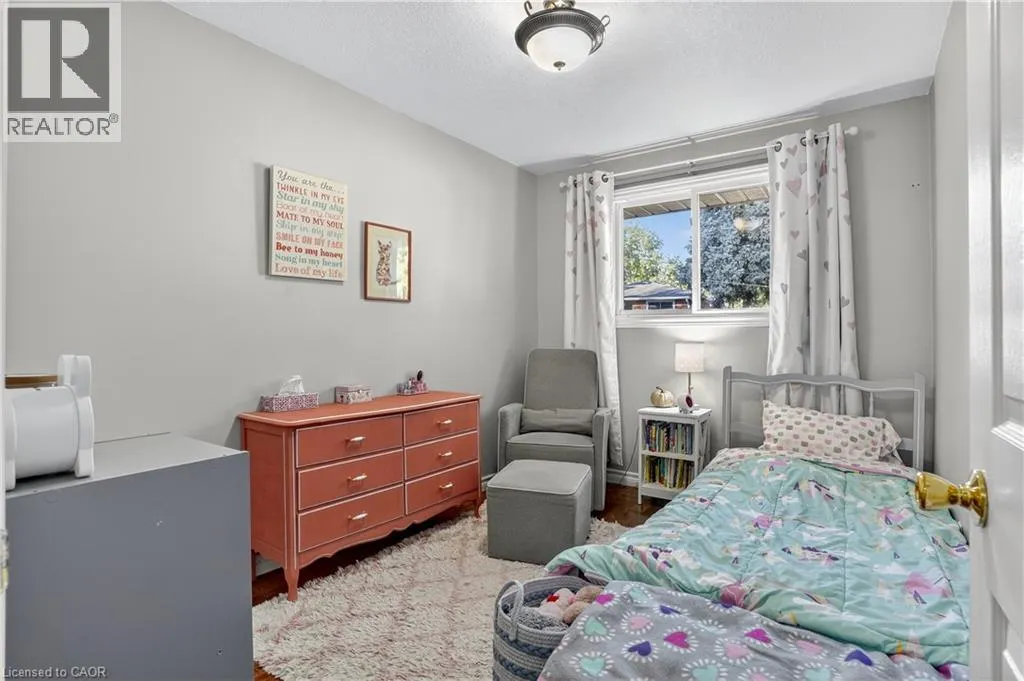 14 CARNABY Crescent
