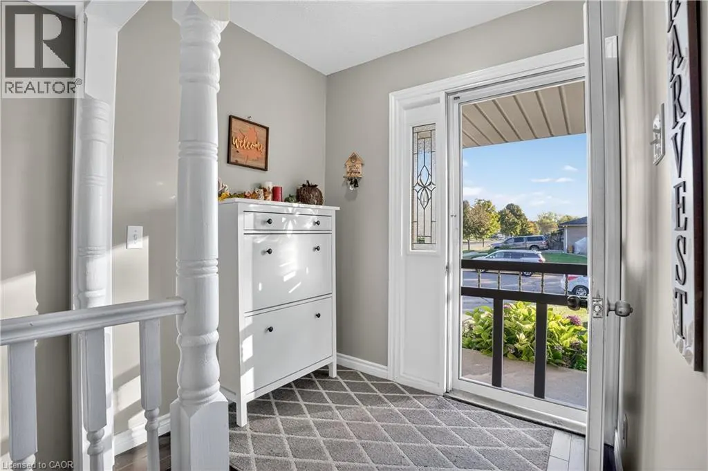 14 CARNABY Crescent