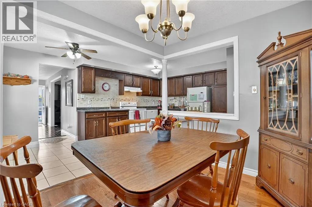 14 CARNABY Crescent