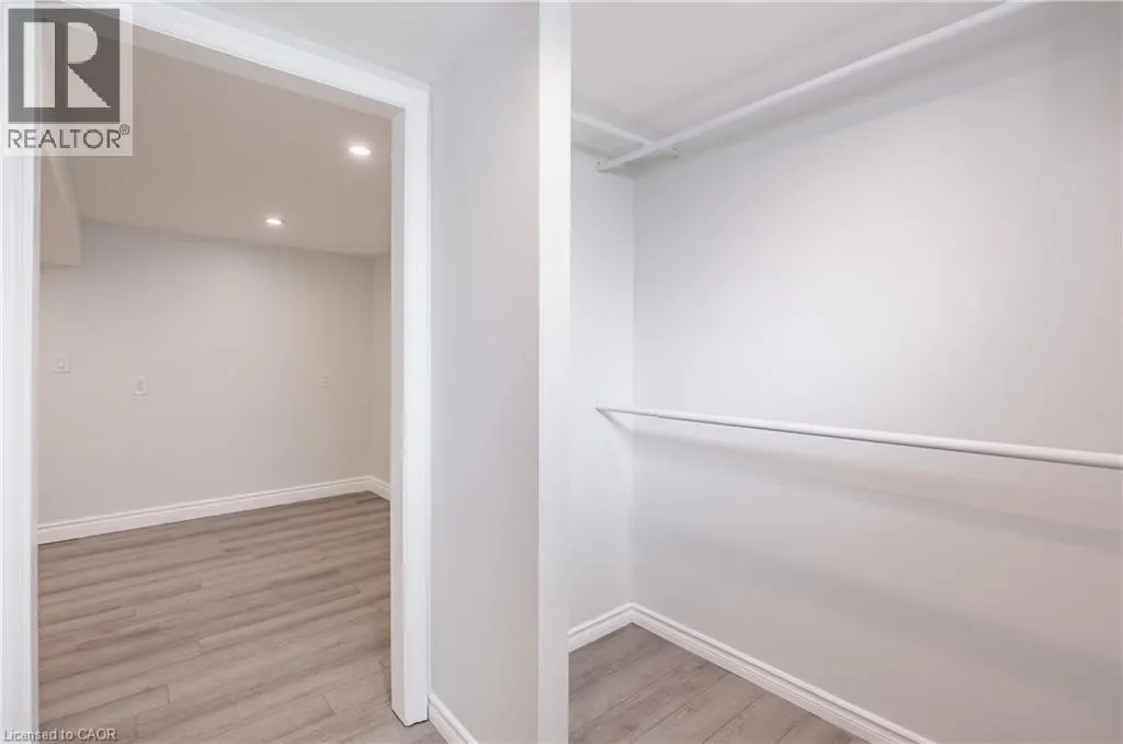20 GLENDALE Road Unit# (LOWER), #(LOWER)