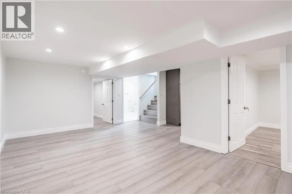 20 GLENDALE Road Unit# (LOWER), #(LOWER)
