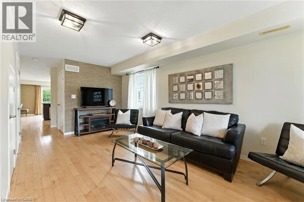 35 MOUNTFORD Drive Unit# 59, #59