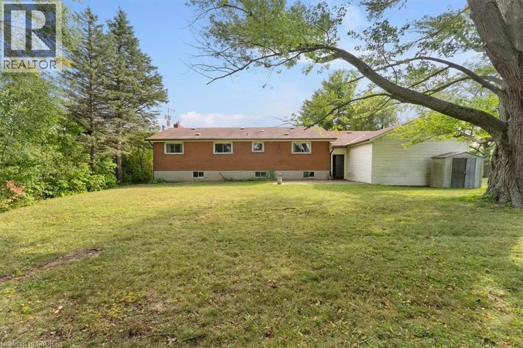 847 CARLUKE Road W