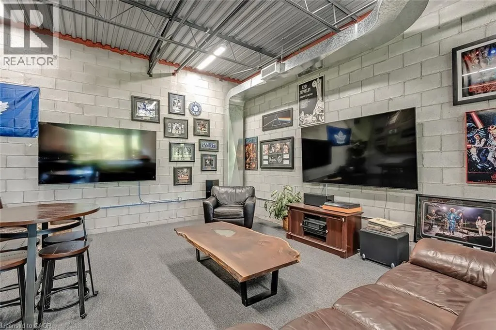 1158 KING Road Unit# 16, #16