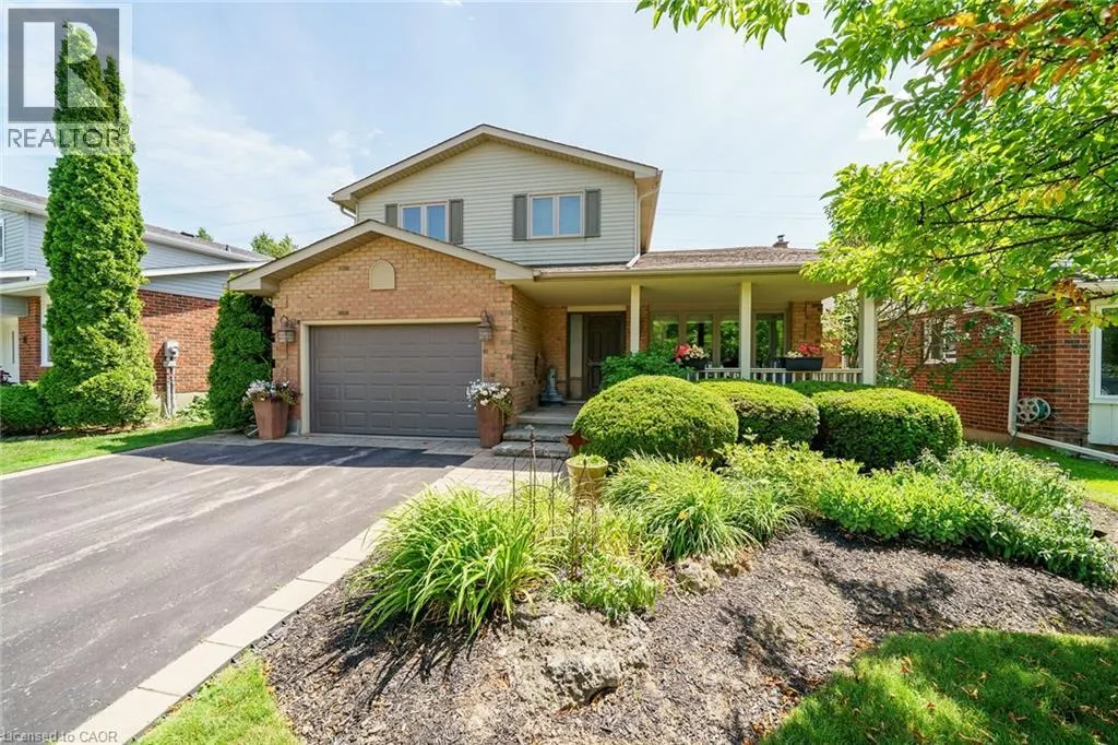 12 VANCE Crescent