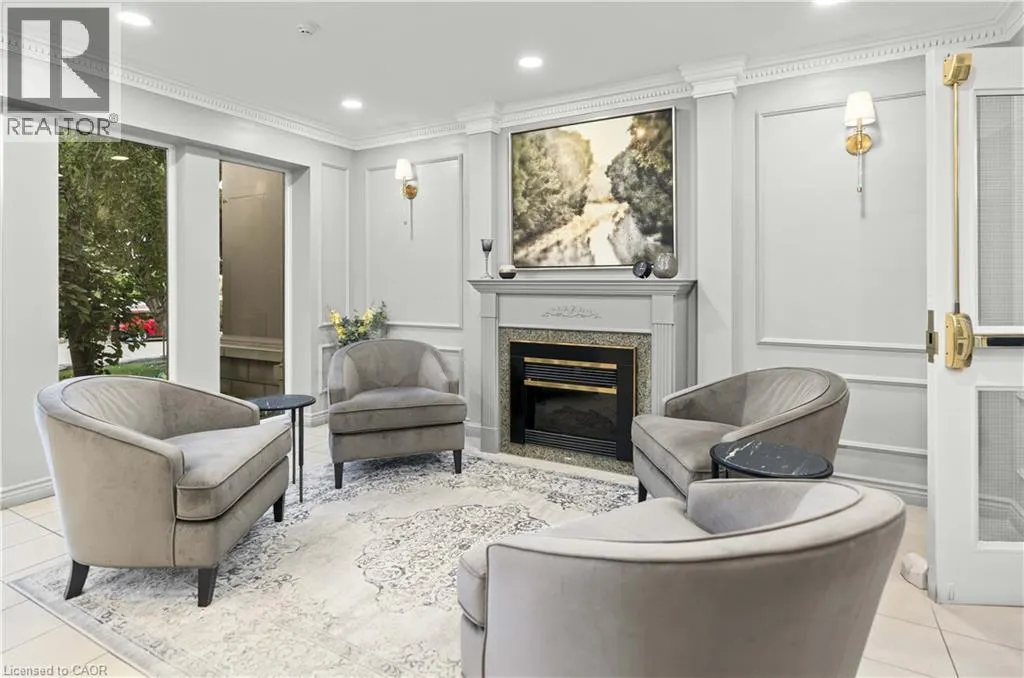2075 AMHERST HEIGHTS Drive Unit# 211, #211