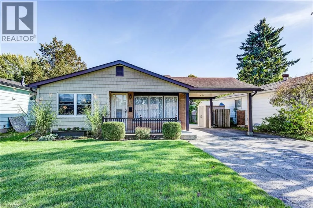 53 BELWOOD Crescent