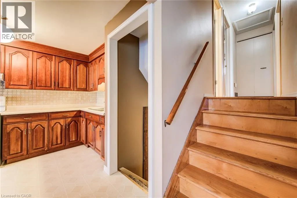 53 BELWOOD Crescent