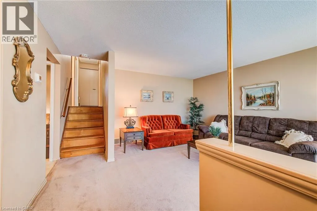 53 BELWOOD Crescent