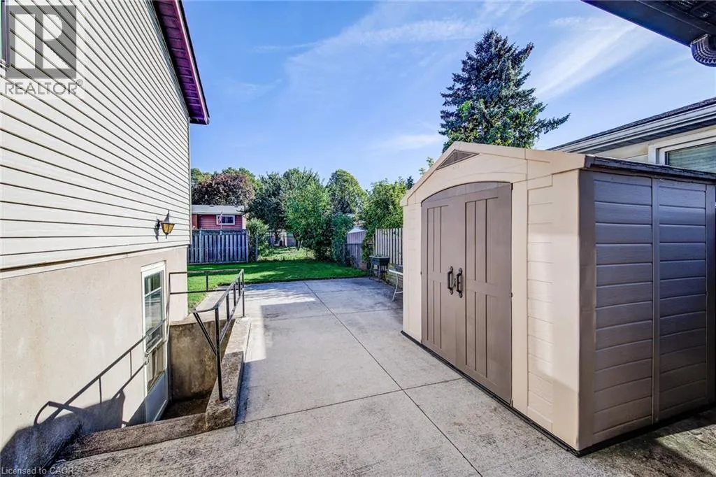 53 BELWOOD Crescent