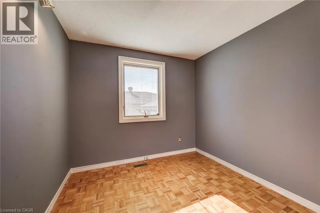 53 BELWOOD Crescent