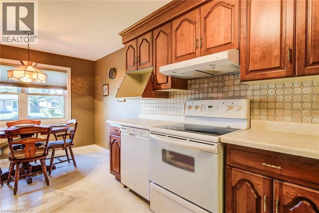 53 BELWOOD Crescent