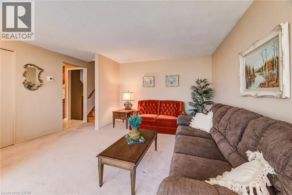 53 BELWOOD Crescent