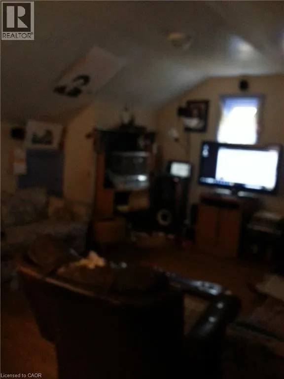 59 VICTORIA Avenue N