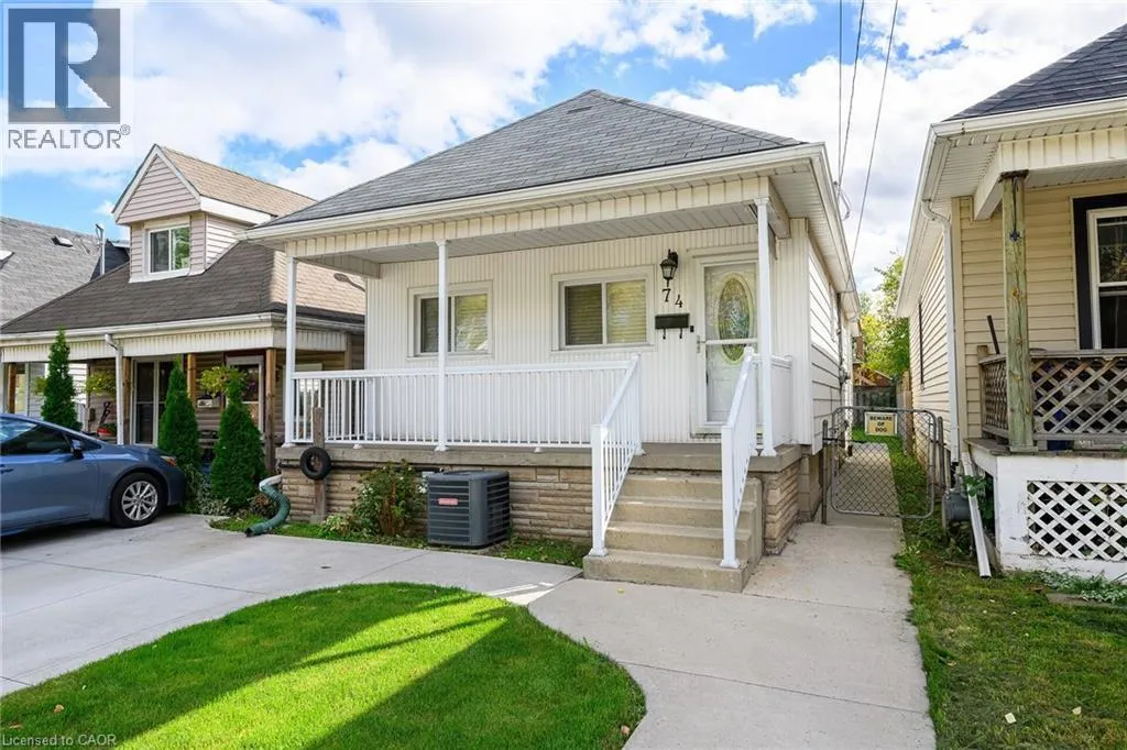 74 FREDERICK Avenue