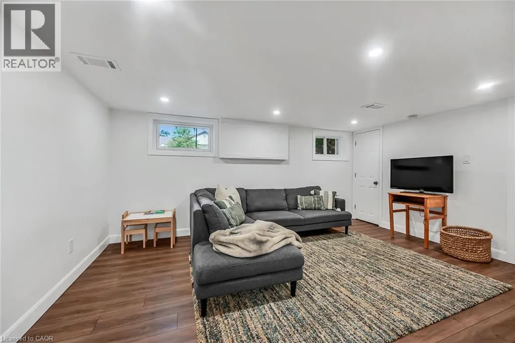 181 WEST 18TH Street