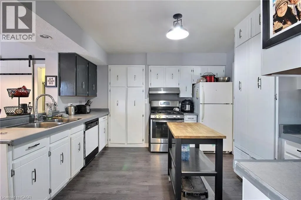 2 KILBERG Court