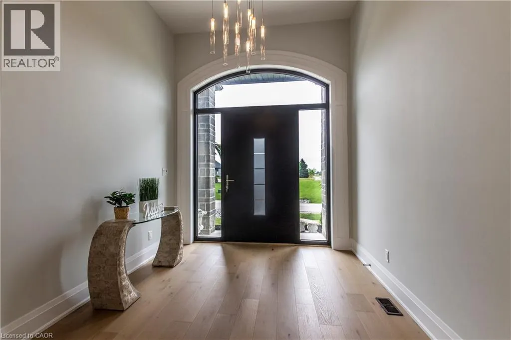 670 BISHOPSGATE Road Unit# 9, #9