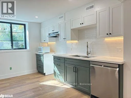 1678 METRO Road Unit# Lower Unit A