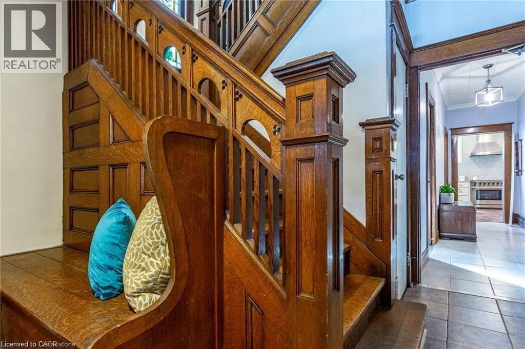 70 ST CLAIR Avenue Unit# 1, #1