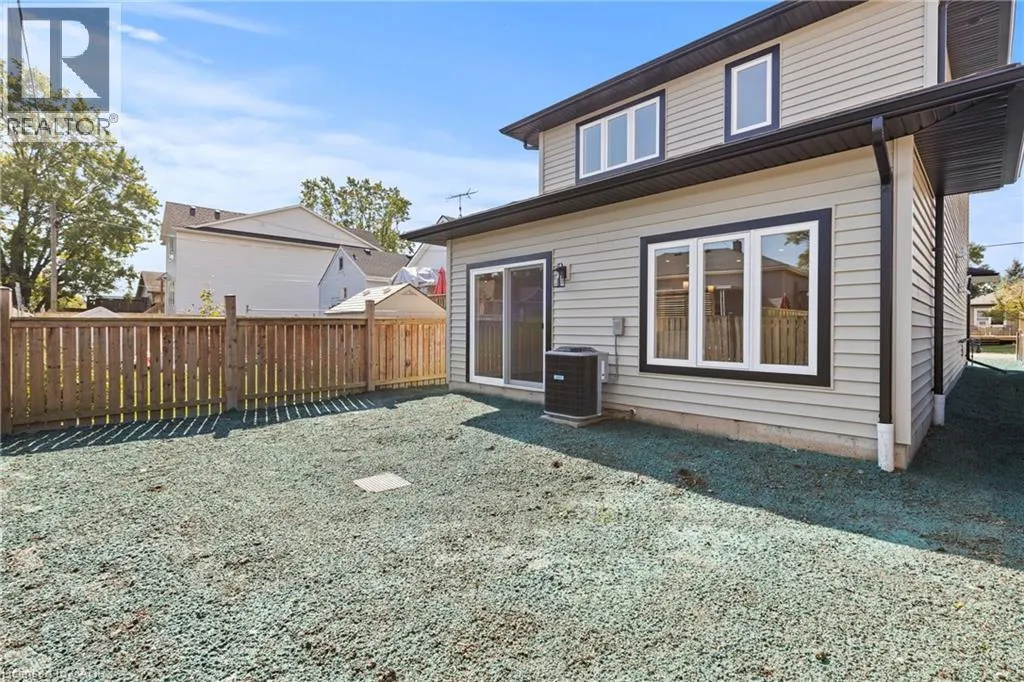 78 KNOLL Street
